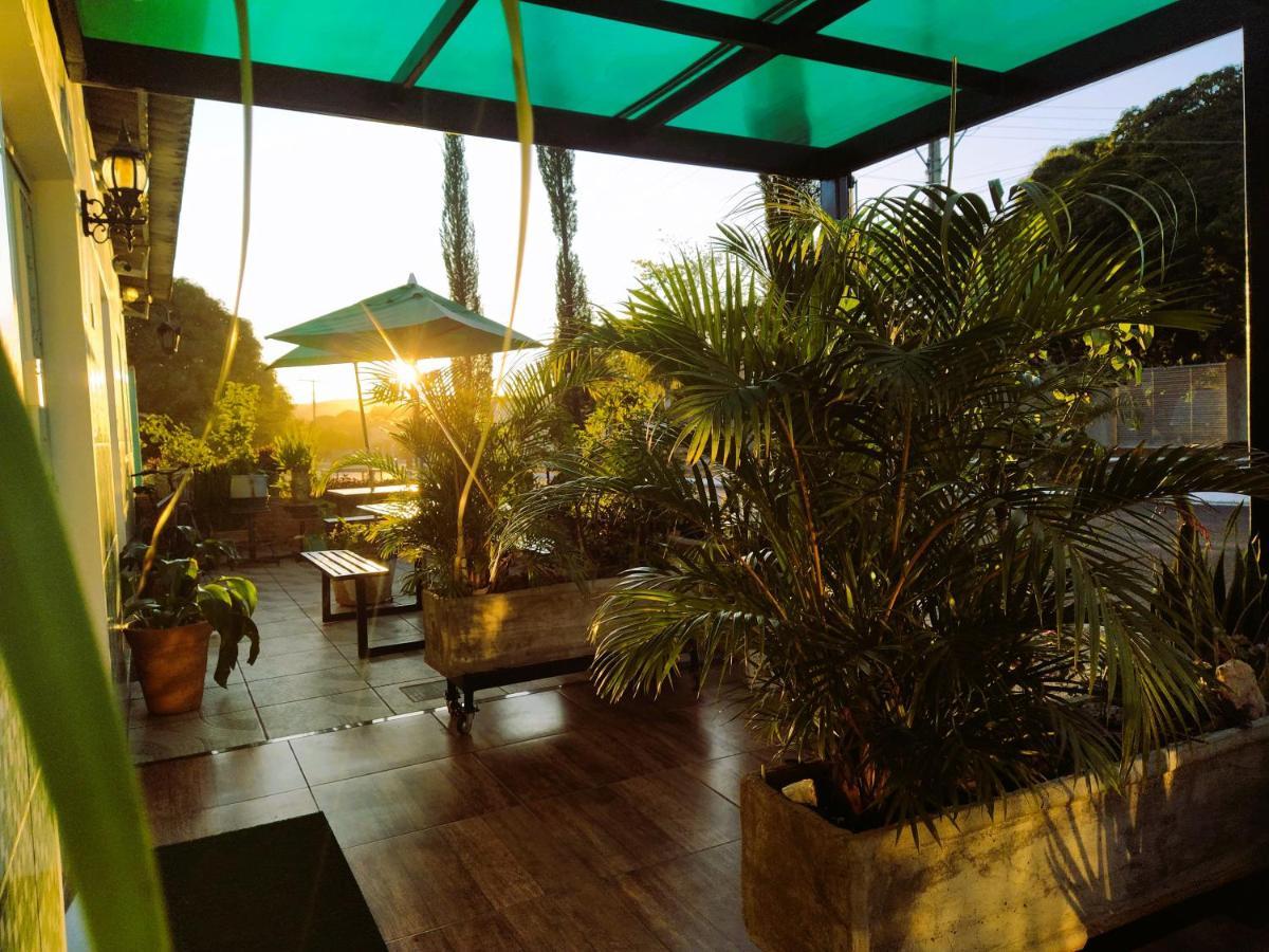 Hotel Recanto Verde Teresina de Goias Luaran gambar